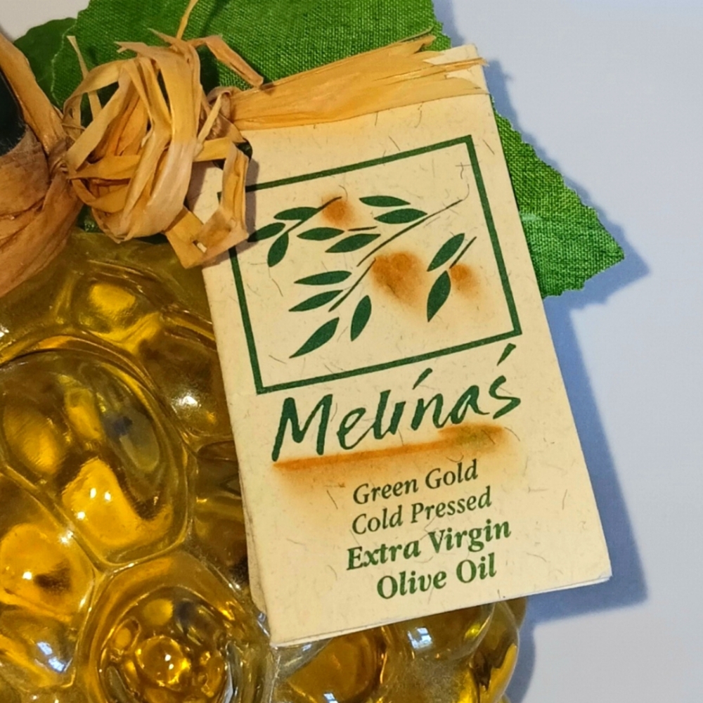 Vintage Melina's Extra Virgin Olive Oil Grape Bottle from Italy 7oz Sealed - Picture 2 of 7